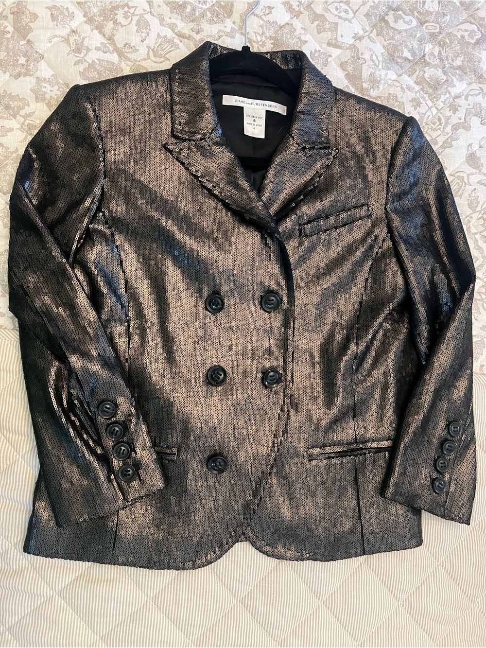 DIANE von FURSTENBERG Double-Breasted Blazer in metallic green